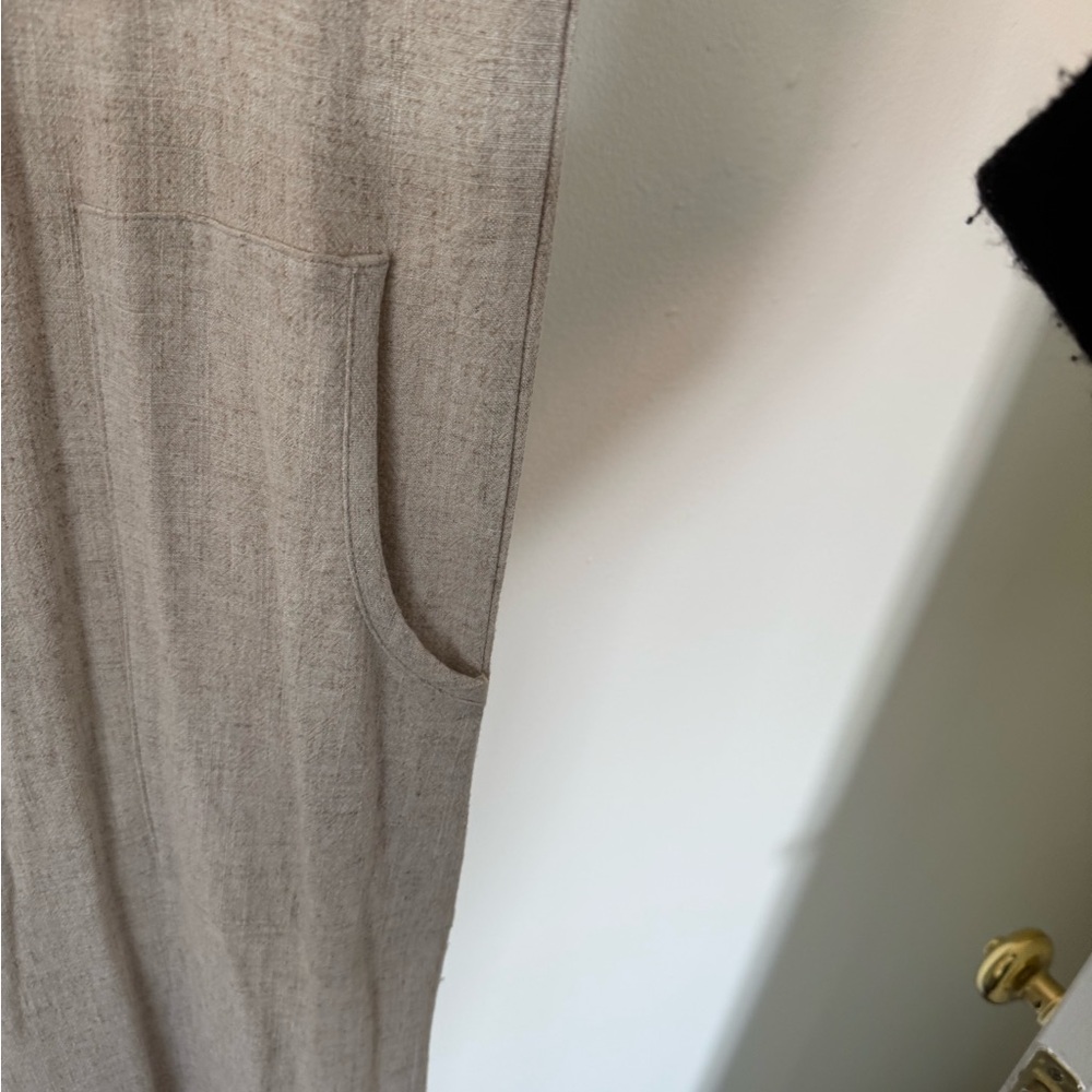 Treasure & Bond Linen-Blend Sleeveless Wide-Leg Jumpsuit in Cream - Picture 4 of 9